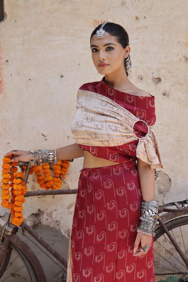 KALIKA TOP